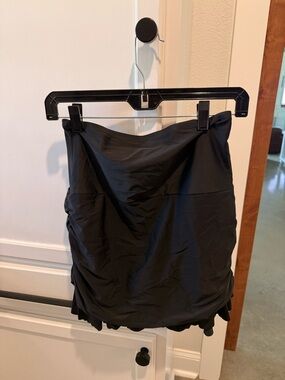 Island Escape Black Ruched Mini Swim Skirt